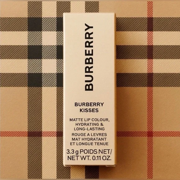 Burberry Matte Lipstick in Rose Crush - with Gold Magnetic Case. NIB Retail $45 - Picture 4 of 4
